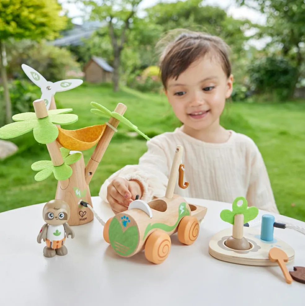 Arbre éolienne et voiture électrique