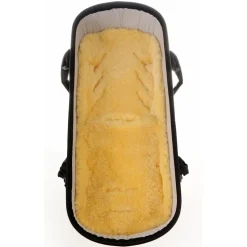 Assise en peau d'agneau blanche