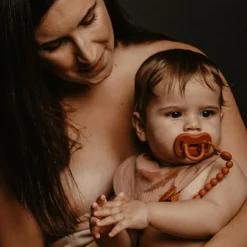 Attache sucette silicone colour essence tuile