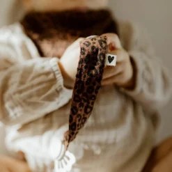 Attache tétine Gaze Léopard Marron (personnalisable)