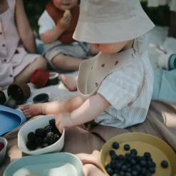 Bavoir à poche en silicone Rainbows