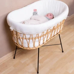 Berceau en rotin avec pieds en métal - Reconditionné