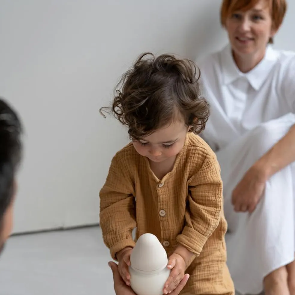 Biberon anti-colique en silicone sand (240 ml)