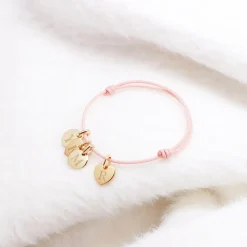 Bracelet cordon 1 charm rond personnalisable (plaqué or)