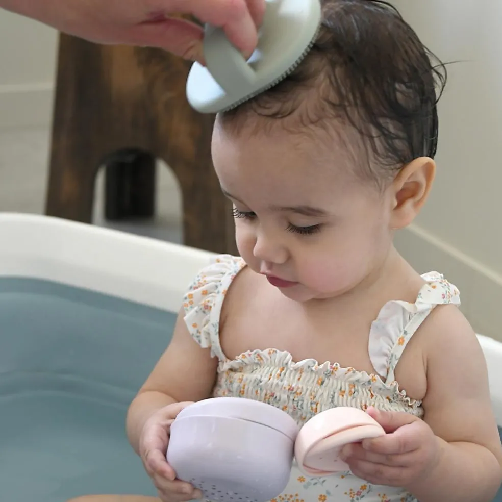 Brosse pour croûtes de lait en silicone Vert de gris