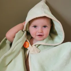 Cape de bain tortue menthalo personnalisable (0-5 ans)