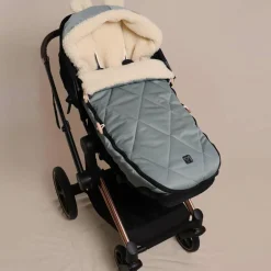 Chancelière capuche souris en laine vert (6-36 mois)