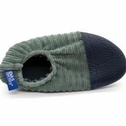 Chaussons Les Petits Velours Gris Vert (pointures 21-23)
