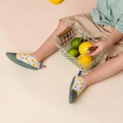 Chaussons tout-terrain Les Petits Citrons Jaunes (pointures 24-26)