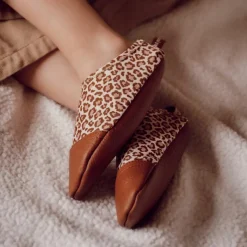 Chaussons tout-terrain Les Petits Léon Léopard (pointures 21-23)