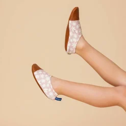 Chaussons tout-terrain Les Petits Marguerites (pointures 24-26)