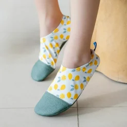 Chaussons tout-terrain Les Petits Citrons Jaunes (pointures 21-23)