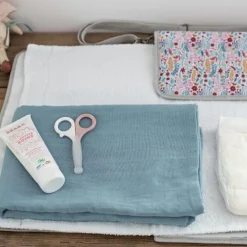 Ciseaux à ongles bébé Old Pink