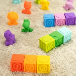 Coffret Cube et animaux (18 pièces)