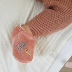 Coffret de naissance chaussons et bracelet sonore Lapin