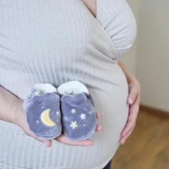Coffret de naissance chaussons et bracelet sonore Eléphant