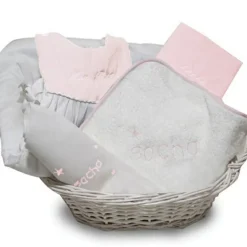 Coffret de naissance corbeille rose (personnalisable)