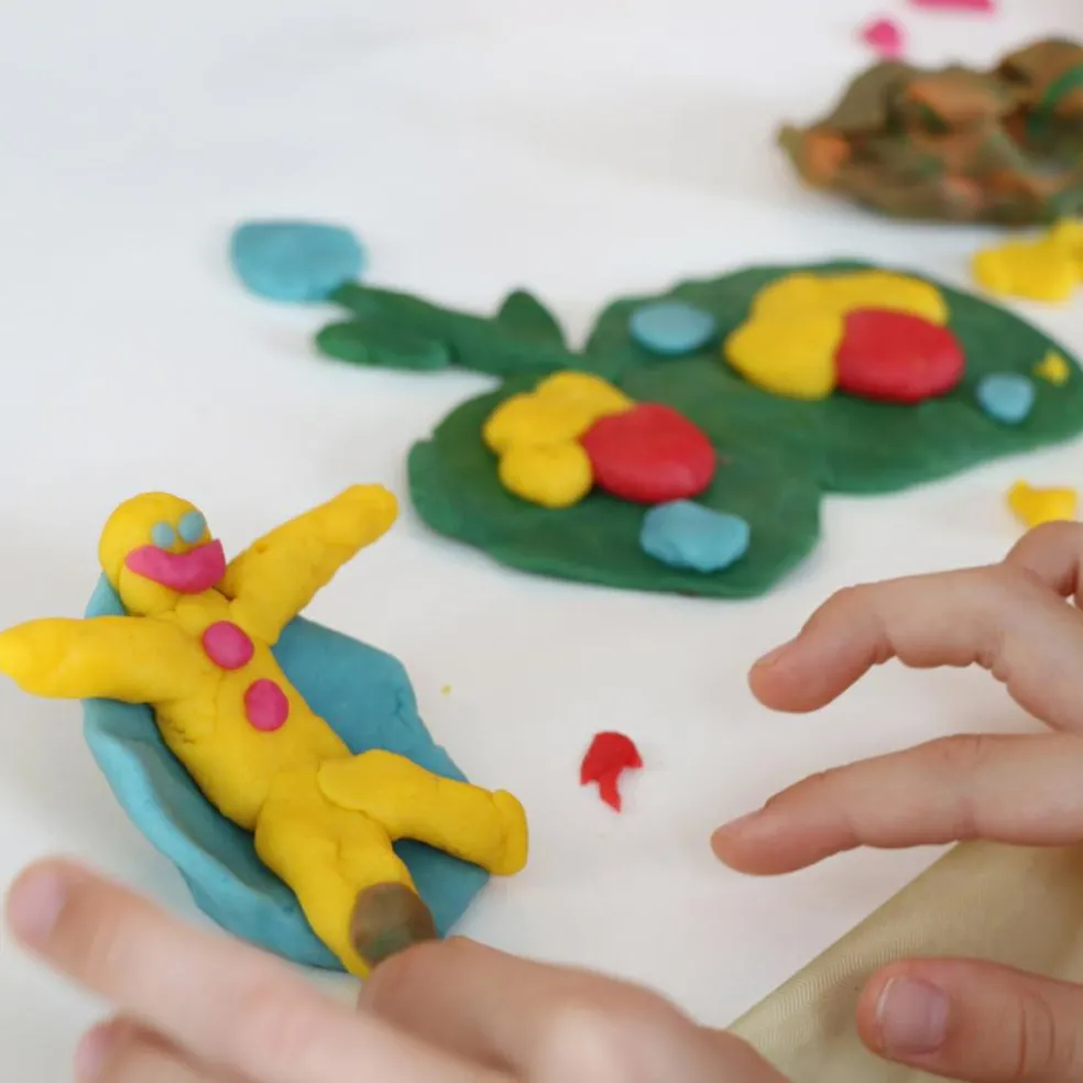 Coffret Yuki pâte à modeler naturelle et vegan (assort. 4 pots)