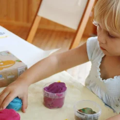 Coffret Yuki pâte à modeler naturelle et vegan (assort. 4 pots)