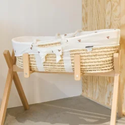 Couffin moïse naturel avec matelas et habillage jersey cœurs