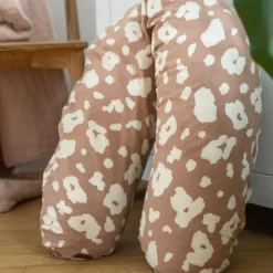 Coussin de grossesse Big Flopsy™ Jersey de coton imprimé Savannah Bloom