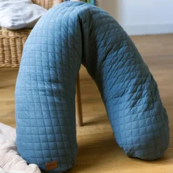 Coussin de grossesse Big Flopsy™ Fleur de coton gris mineral