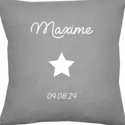 Coussin de naissance gris béton personnalisable (45 x 45 cm)