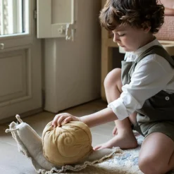 Coussin escargot Lazy Snail (40 x 22 cm)