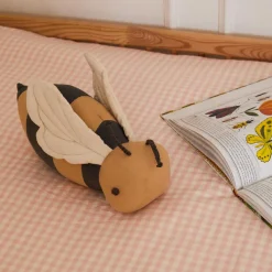 Coussin lavable Buzzy Abeille (14 x 36 cm)