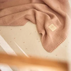 Couverture en tricot Cosy Knit Wild Rose (75 x 100 cm)