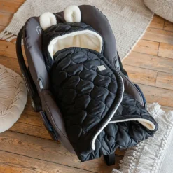 Couverture nomade pour bébé Recy black-cream