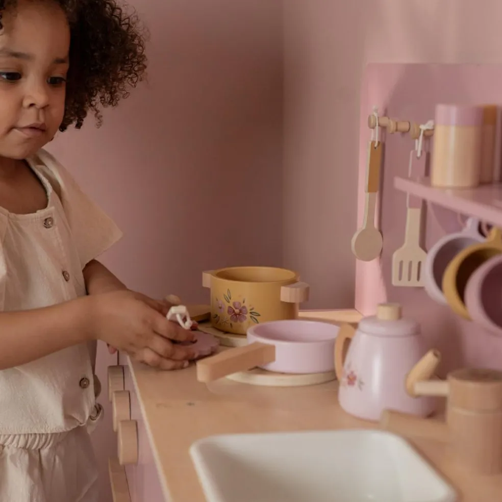 Cuisine en bois Rose