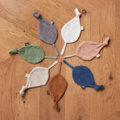 Doudou attache sucette feuille Ash Green