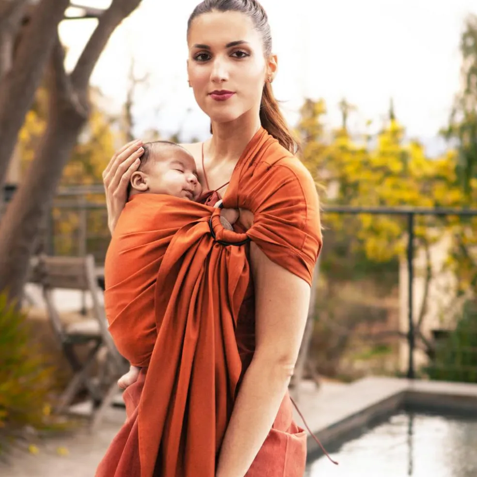 Echarpe de portage Sling tissée sans nœud Fauve