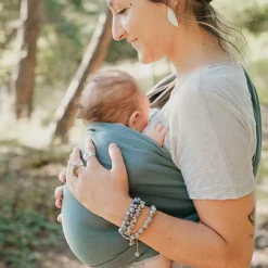 Echarpe de portage Sling sans noeud tissé en coton bio vert eucalyptus