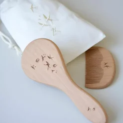 Ensemble brosse et peigne bébé hirondelles