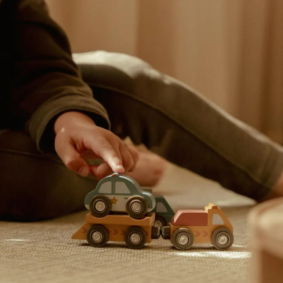 Ensemble de véhicules en bois