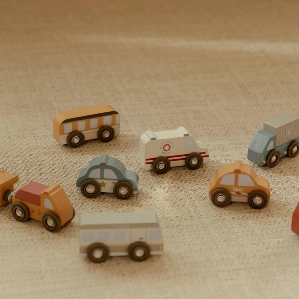 Ensemble de véhicules en bois