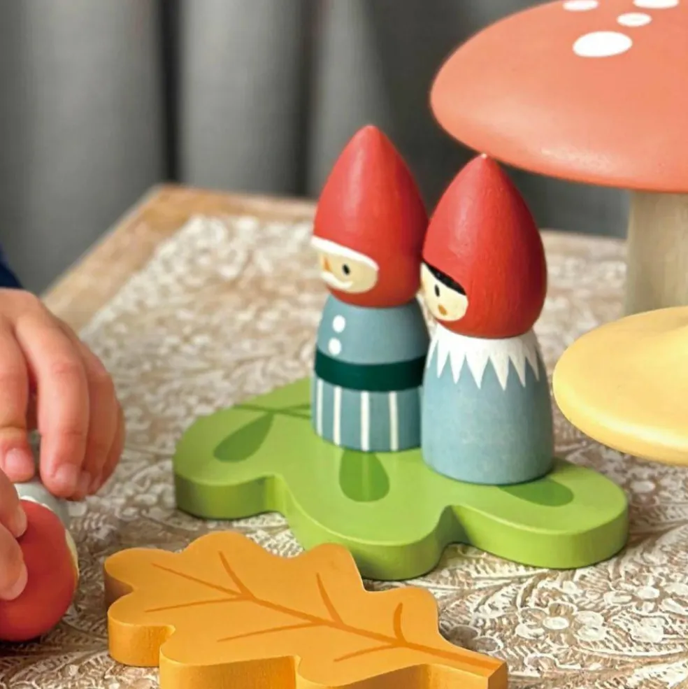 Famille de gnomes et forêt en bois