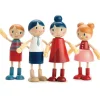 Famille de poupées en bois