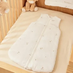 Gigoteuse blanche brodée en gaze de coton bio (50 cm)