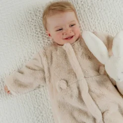 Gigoteuse en fausse fourrure beige (50 cm)