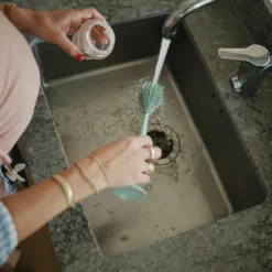 Goupillon en silicone Cambridge Blue