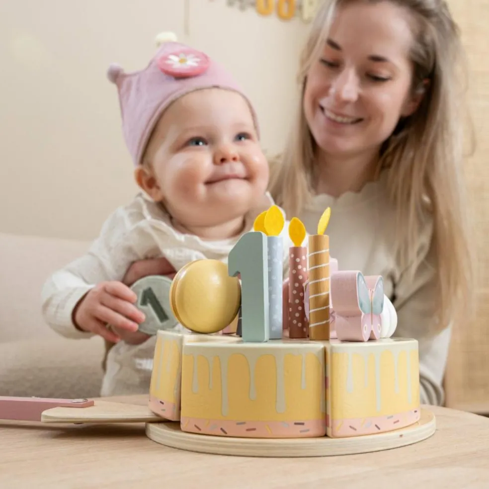 Gâteau d'anniversaire Rose