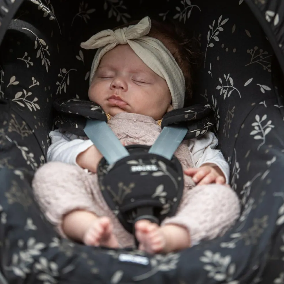 Housse pour siège auto Romantic Leaves Black (groupe 0+)