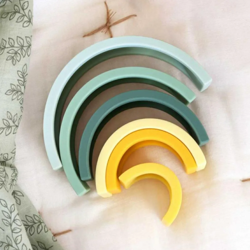 Jeu à empiler arc en ciel vert