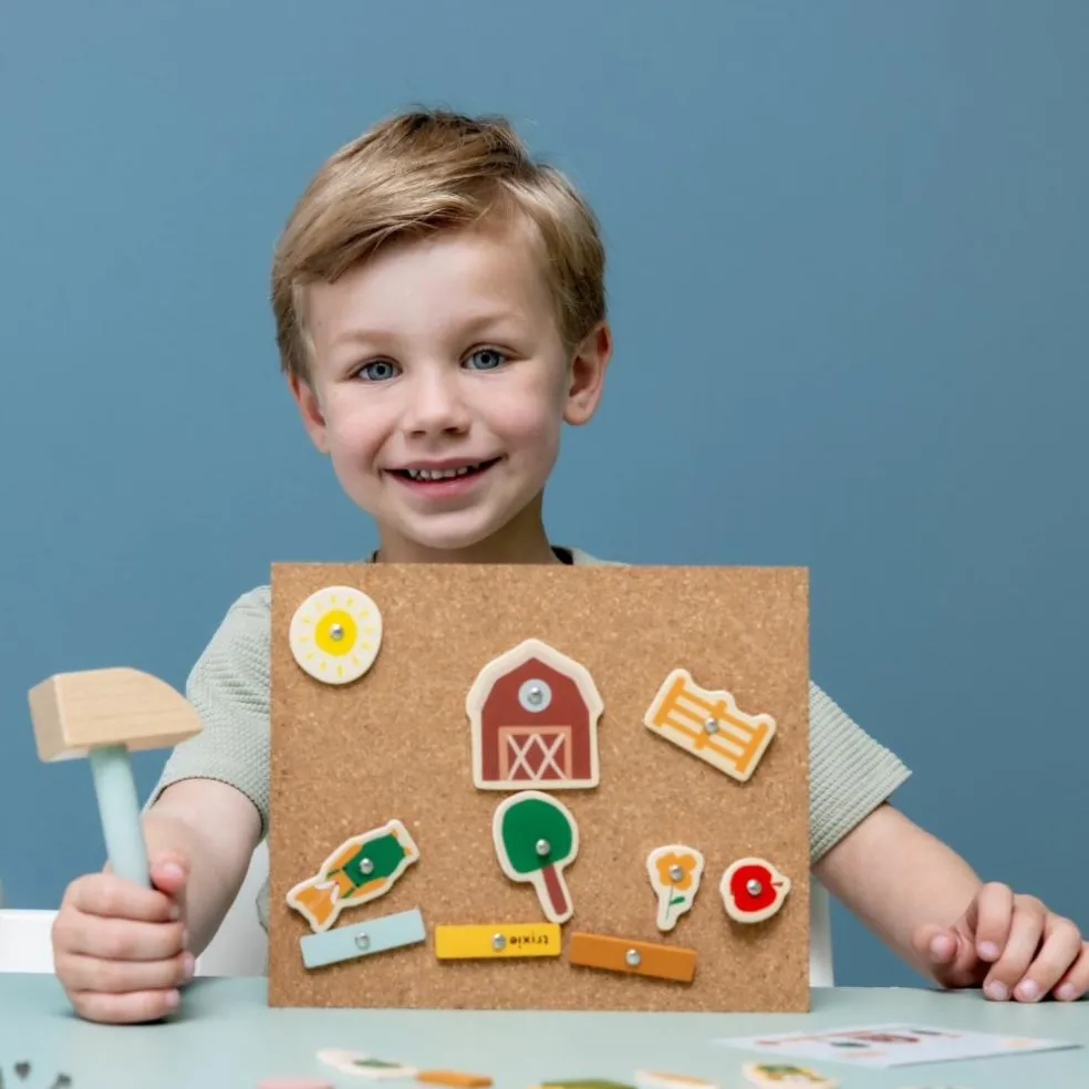 Jeu de clous en bois Ferme