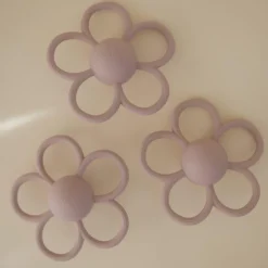 Jouet de dentition en silicone Daisy Lilac