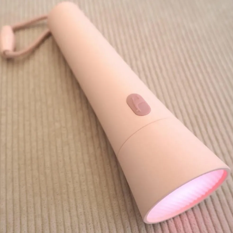 Lampe torche pour enfant rose