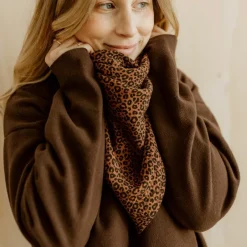 Lange Gaze Léopard Marron (65 x 65 cm)